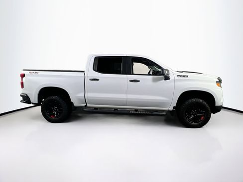 Used 2023 Chevrolet Silverado 1500 Custom Trail Boss w/ LPO, Dark Essentials Package image 4