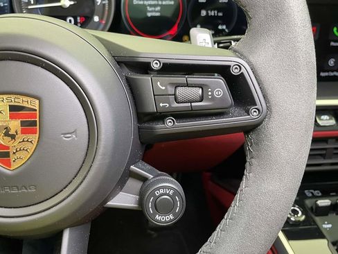 Used 2024 Porsche 911 Carrera S image 38