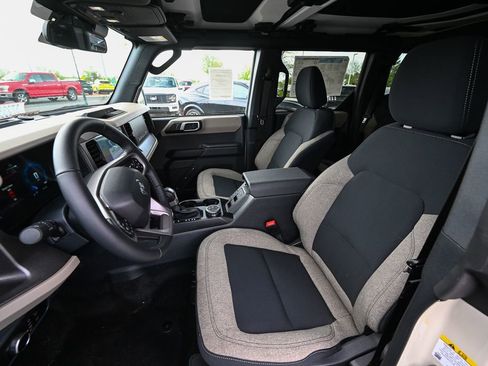 New 2026 Ford Bronco Big Bend AWD/4WD image 16