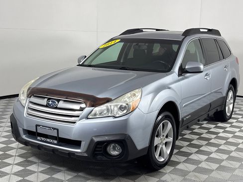 Used 2014 Subaru Outback 2.5i Premium w/ Moonroof Package image 9