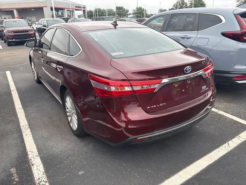 Used 2014 Toyota Avalon Limited w/ Technology Package FWD image 4