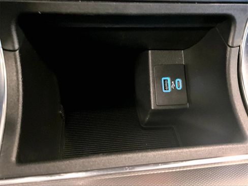 Used 2022 Ford Edge ST image 26