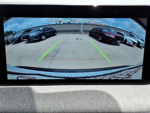 Used 2026 Nissan Kicks SV FWD image 20