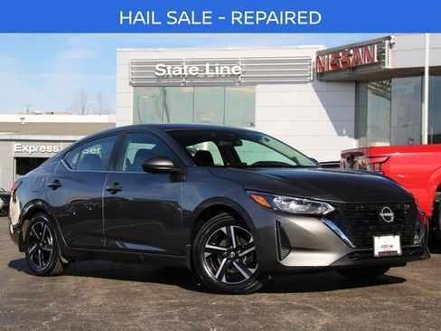 Certified 2025 Nissan Sentra SV image 1