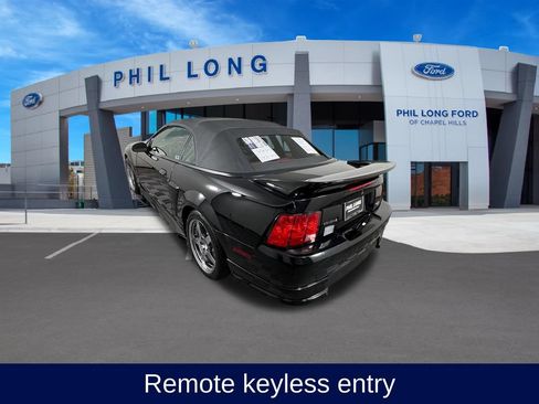 Used 2004 Ford Mustang GT RWD image 3