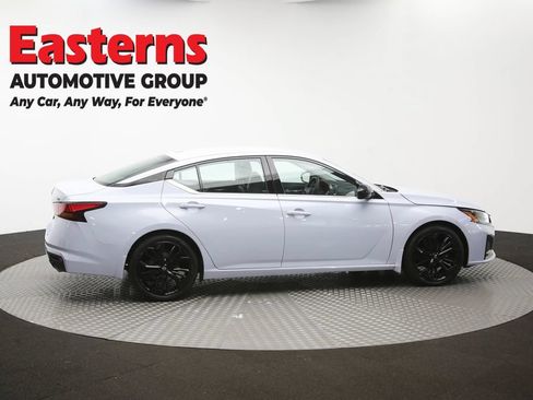Used 2023 Nissan Altima 2.5 SR FWD image 47