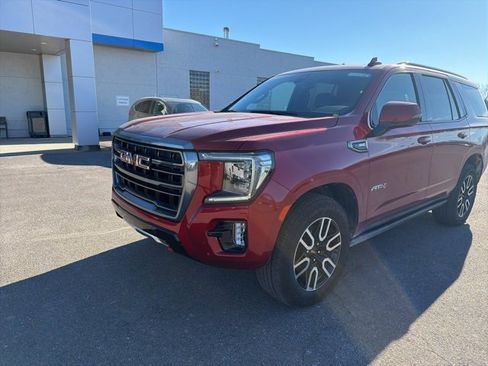 Used 2022 GMC Yukon AT4 image 2