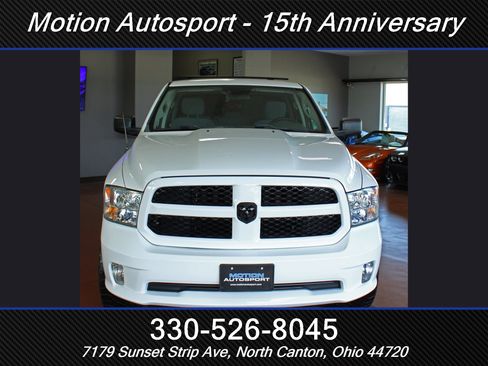 Used 2017 RAM 1500 Express AWD/4WD image 3