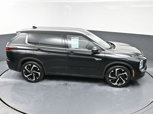 Used 2023 Mitsubishi Outlander SEL image 52
