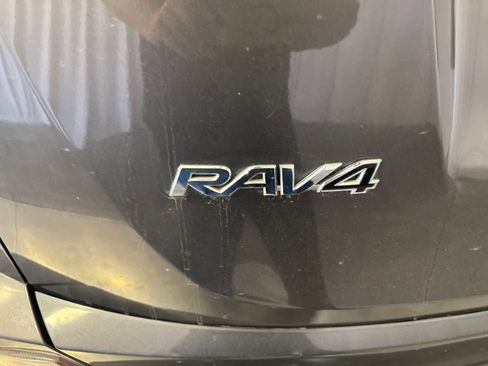 Used 2016 Toyota RAV4 XLE FWD image 13
