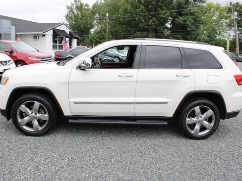 Used 2012 Jeep Grand Cherokee Overland AWD/4WD image 10