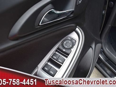 Used 2020 Chevrolet Malibu LS w/ LPO, Convenience Package 1 FWD image 17