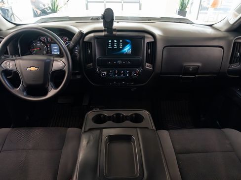 Used 2018 Chevrolet Silverado 1500 Custom w/ Custom Value Package AWD/4WD image 8