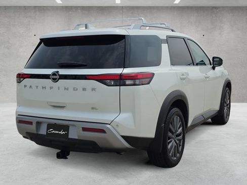 Used 2024 Nissan Pathfinder SL w/ SL Premium Package FWD image 16