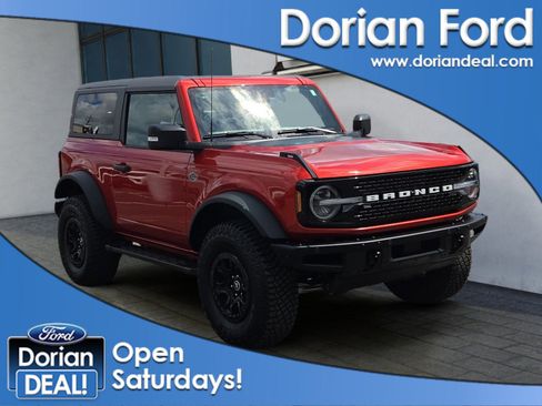 Used 2023 Ford Bronco Wildtrak AWD/4WD image 1