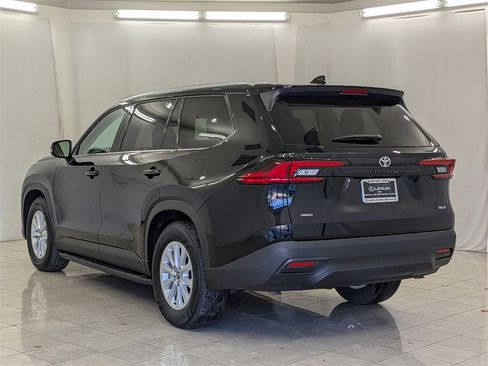 Used 2026 Toyota Grand Highlander XLE image 6