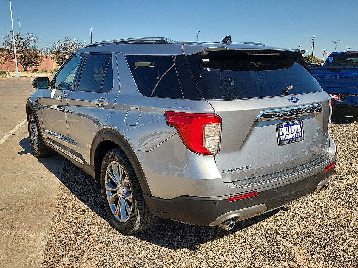 Used 2021 Ford Explorer Limited w/ Equipment Group 301A RWD image 3