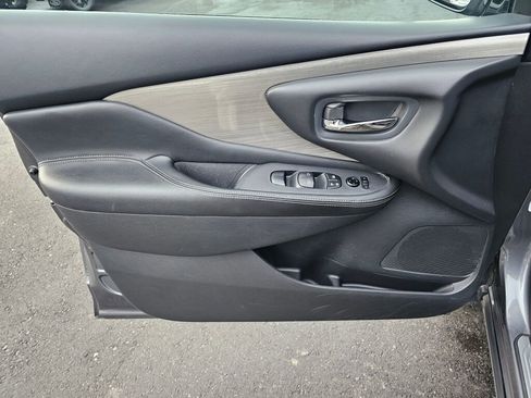 Used 2015 Nissan Murano SV AWD/4WD image 22