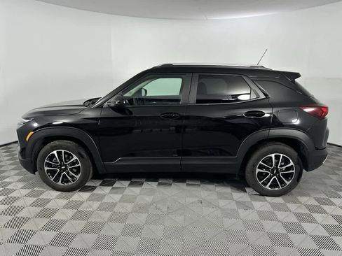 Used 2025 Chevrolet TrailBlazer LT image 5