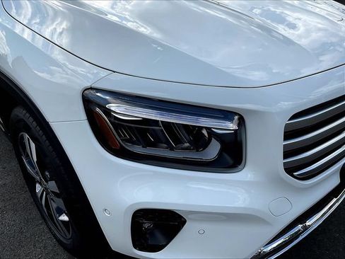 Used 2026 Mercedes-Benz GLB 250 4MATIC image 34