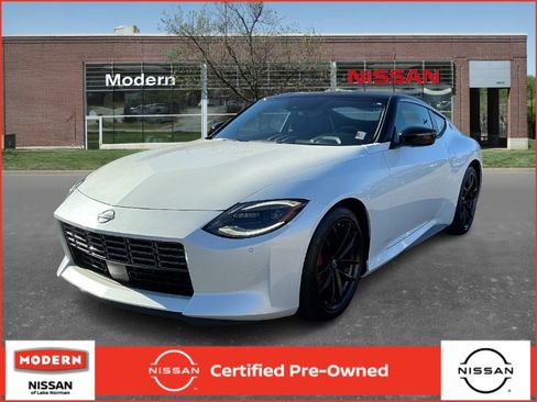 Certified 2024 Nissan Z Performance w/ Floor Mat Package image 1