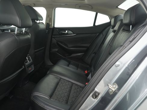 Used 2019 Nissan Maxima Platinum w/ Sport Mat Group image 13