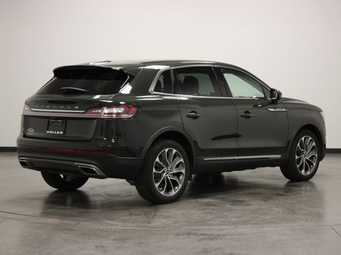 Used 2022 Lincoln Nautilus Reserve AWD/4WD image 8