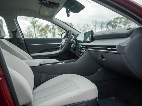 New 2026 Hyundai Sonata SEL image 9