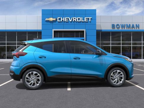 New 2027 Chevrolet Bolt LT w/ Comfort Package FWD image 5