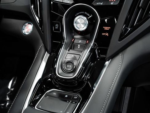 New 2026 Acura RDX SH-AWD image 17