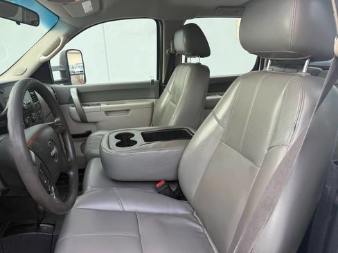 Used 2011 GMC Sierra 3500 W/T w/ Skid Plate Package image 7