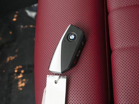 Used 2024 BMW 530i w/ M Sport Package image 44