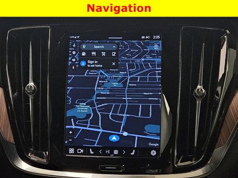 Used 2023 Volvo V60 B5 Cross Country Plus w/ Protection Package Premier image 18