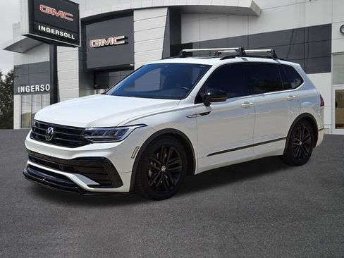 Used 2022 Volkswagen Tiguan SE R-Line AWD/4WD image 34
