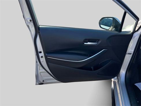 Certified 2023 Toyota Corolla SE image 19