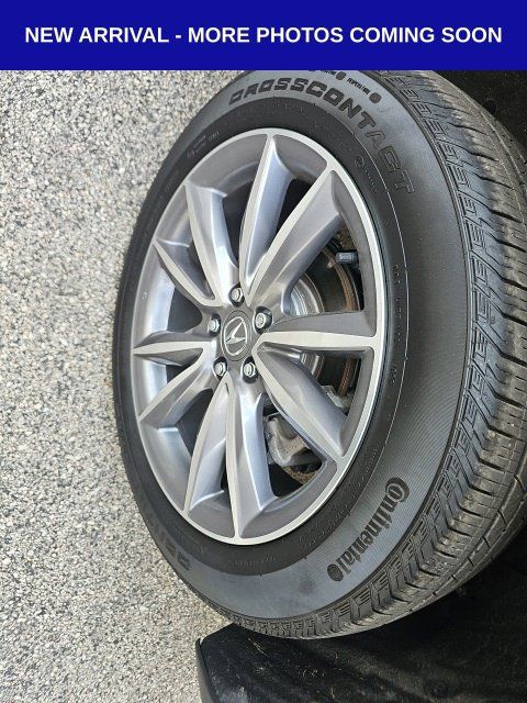 Used 2023 Acura RDX w/ Technology Package AWD/4WD image 4