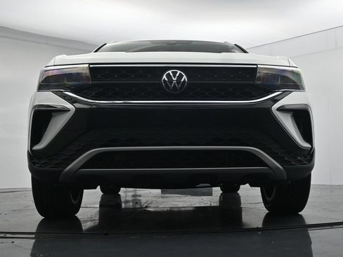 Used 2023 Volkswagen Taos SE AWD/4WD image 33