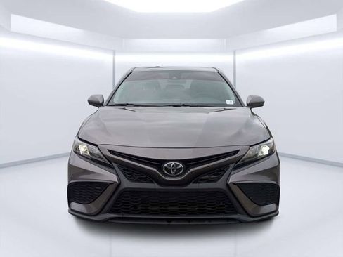 Used 2021 Toyota Camry SE FWD image 8