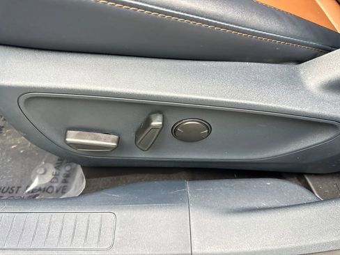 Used 2022 Ford Maverick Lariat w/ Lariat Luxury Package image 30