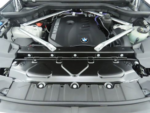 Used 2026 BMW X5 sDrive40i w/ Climate Comfort Package RWD image 31