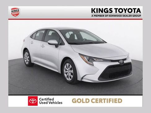 Used 2021 Toyota Corolla LE FWD image 1