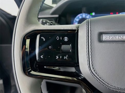 Used 2026 Land Rover Range Rover Velar S image 10