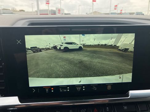 New 2026 GMC Sierra 1500 SLT w/ SLT Premium Plus Package image 28