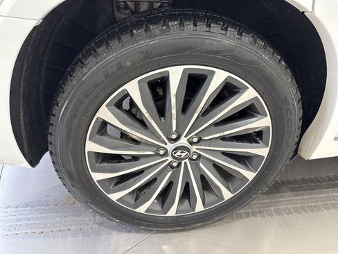 Used 2024 Hyundai Palisade Calligraphy image 8