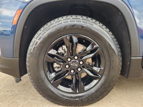 Certified 2022 Chevrolet Traverse LT image 11