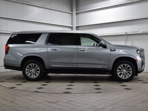 Used 2024 GMC Yukon XL Denali w/ Max Trailering Package AWD/4WD image 9