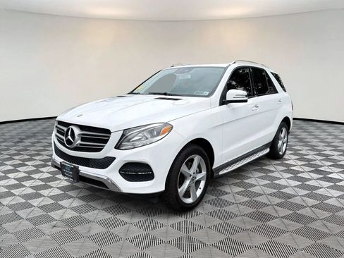 Used 2017 Mercedes-Benz GLE 350 4MATIC w/ Premium 1 Package image 3