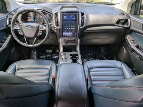Certified 2024 Ford Edge SEL w/ Sport Appearance Package AWD/4WD image 19