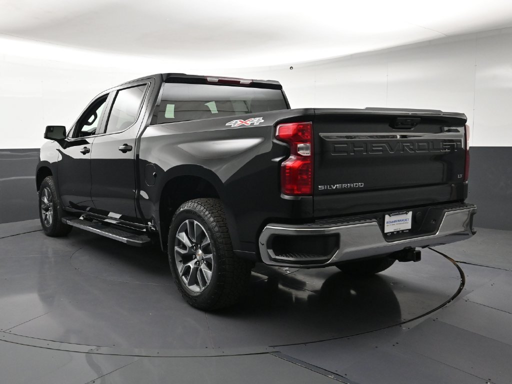 Used 2026 Chevrolet Silverado 1500 LT AWD/4WD image 3