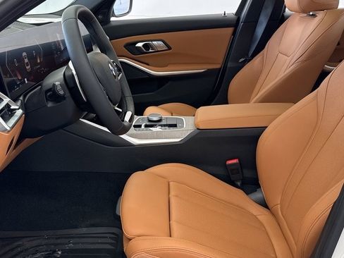 Used 2025 BMW 330i xDrive Sedan w/ Premium Package image 10